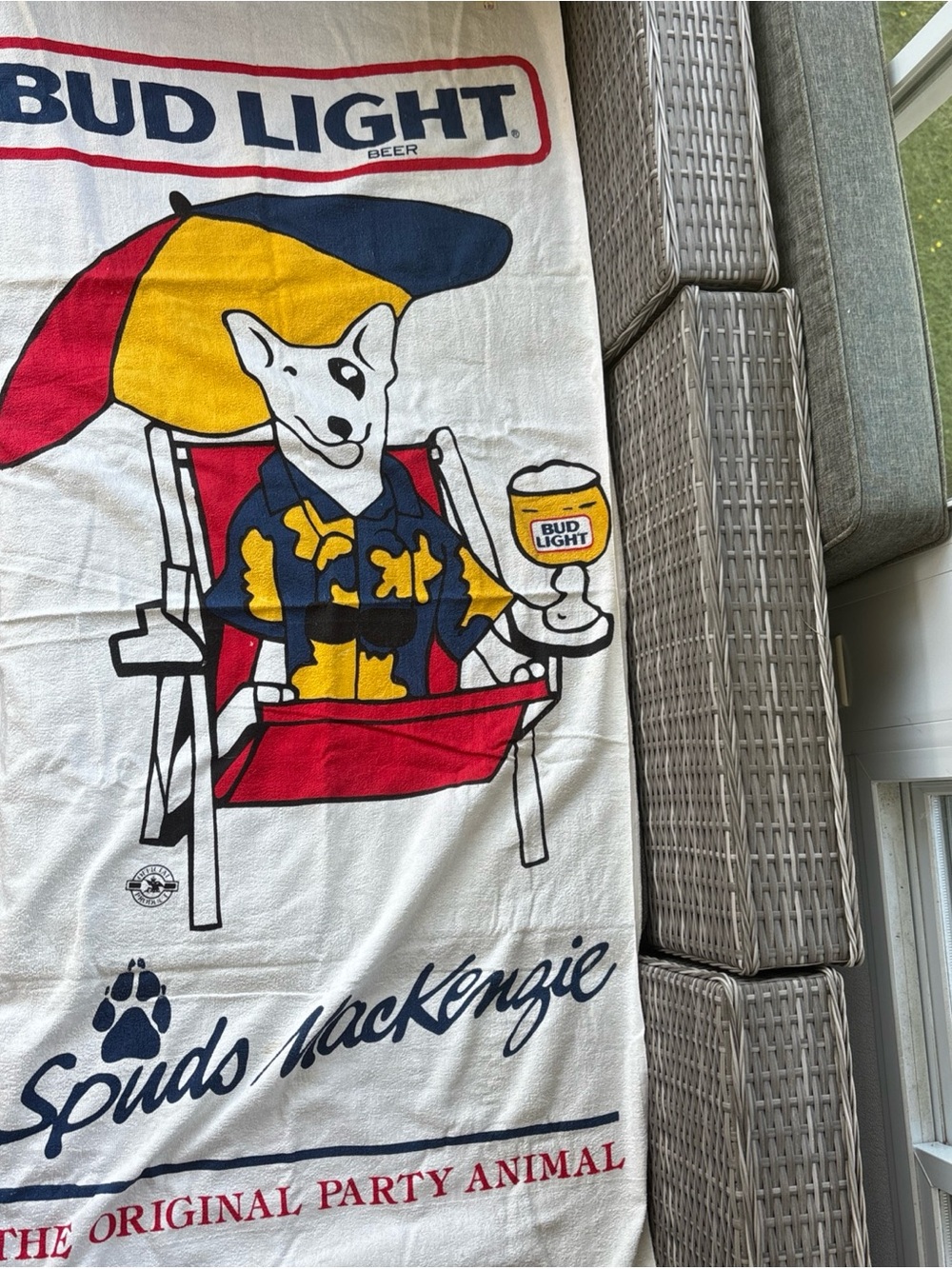New rare 80s 1980 Bud Light Spuds Mackenzie Beach Towel vintage collectible